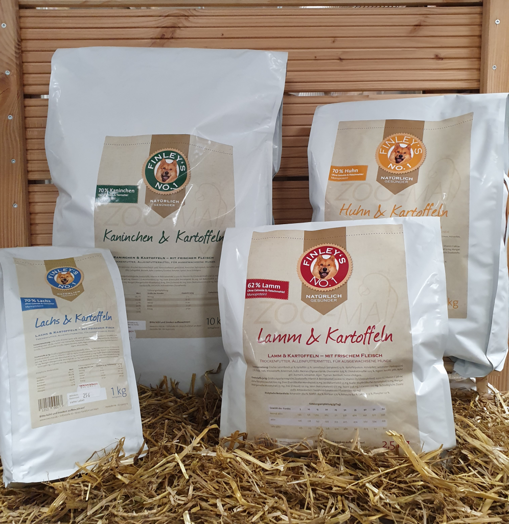 Hundetrockenfutter in großen Beuteln